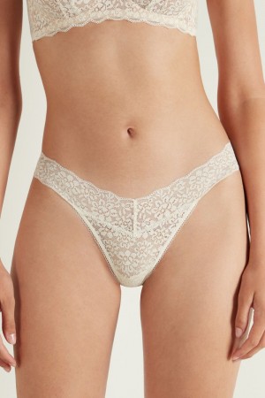 Dámské Spodní Prádlo Tezenis Recycled Krajkové High-Cut Tanga Bílé Bílé Krém | CZ-RY5628374