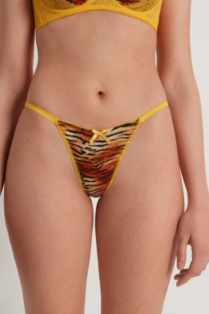 Dámské Spodní Prádlo Tezenis Savage Krajkové String Tanga Žluté | CZ-EW3596182